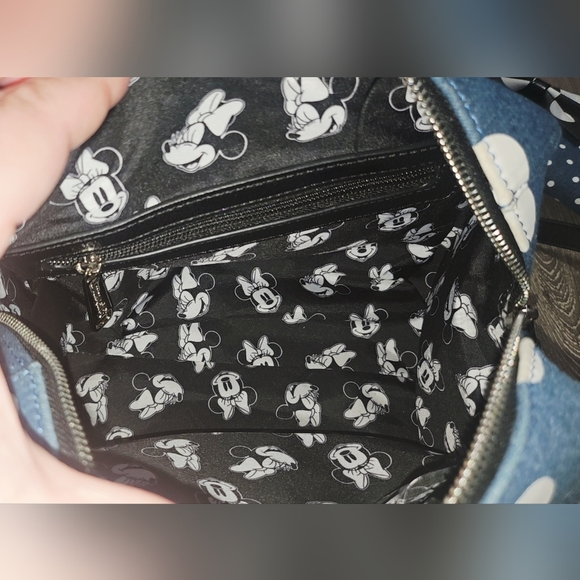 Disney Loungefly Minnie Mouse Denim Polka Dot Purse With Matching Zip Wallet - Picture 12 of 13